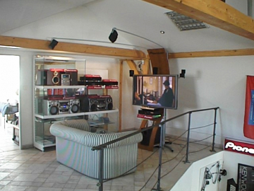 15 - Firma Bratislavska 30-18